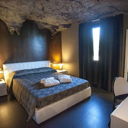 Tra Le Braccia Di Morfeo Bed & Breakfast 3*