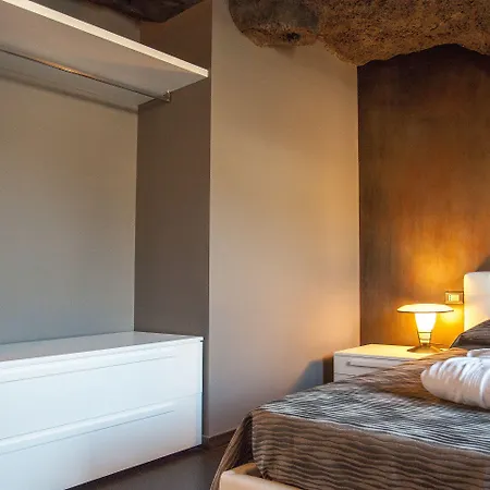 Tra Le Braccia Di Morfeo Bed & Breakfast