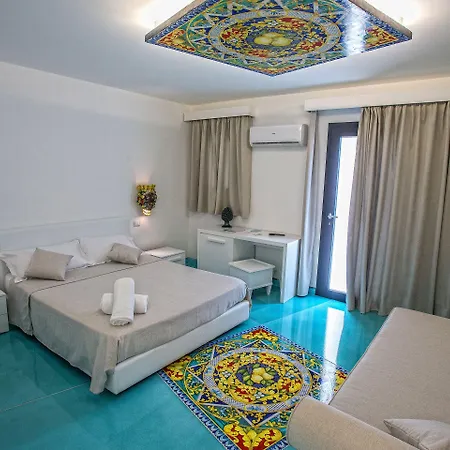 Tra Le Braccia Di Morfeo Bed and breakfast Terrasini