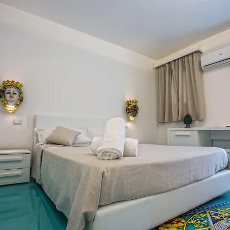 Tra Le Braccia Di Morfeo Terrasini