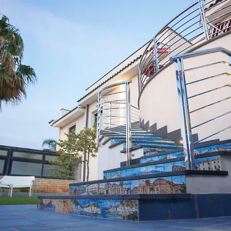 Tra Le Braccia Di Morfeo 4* Terrasini