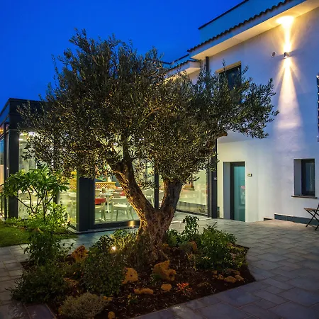 Bed & Breakfast Tra Le Braccia Di Morfeo 4*