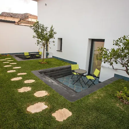 Bed and breakfast Tra Le Braccia Di Morfeo 4*