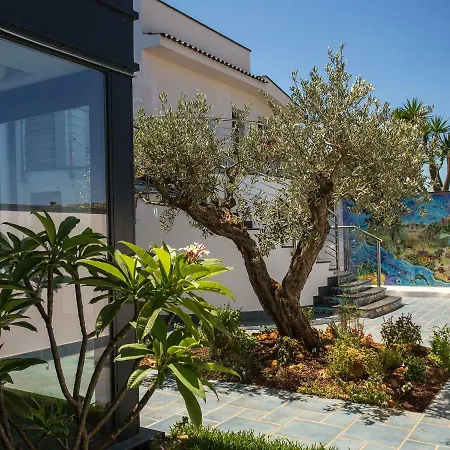Tra Le Braccia Di Morfeo Bed and breakfast 4*